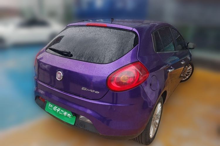 Used Fiat Bravo 2011 1.4T AMT Comfort Edition Rear Right 45 Deg