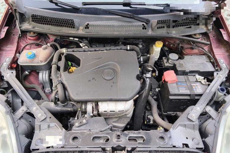 Used Fiat Bravo 2011 1.4T AMT Fashion Edition Engine Bay