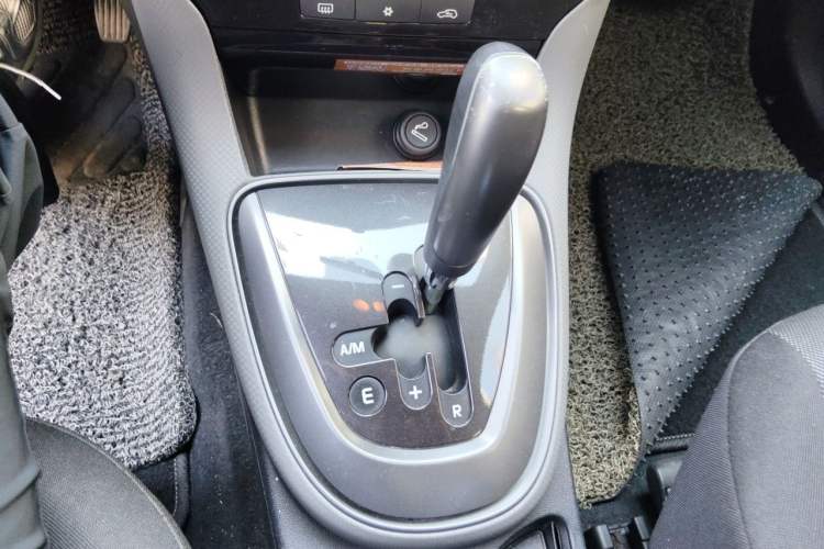 Used Fiat Bravo 2011 1.4T AMT Fashion Edition Gear Lever