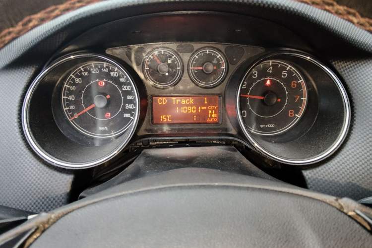 Used Fiat Bravo 2011 1.4T AMT Comfort Edition Instrument Cluster
