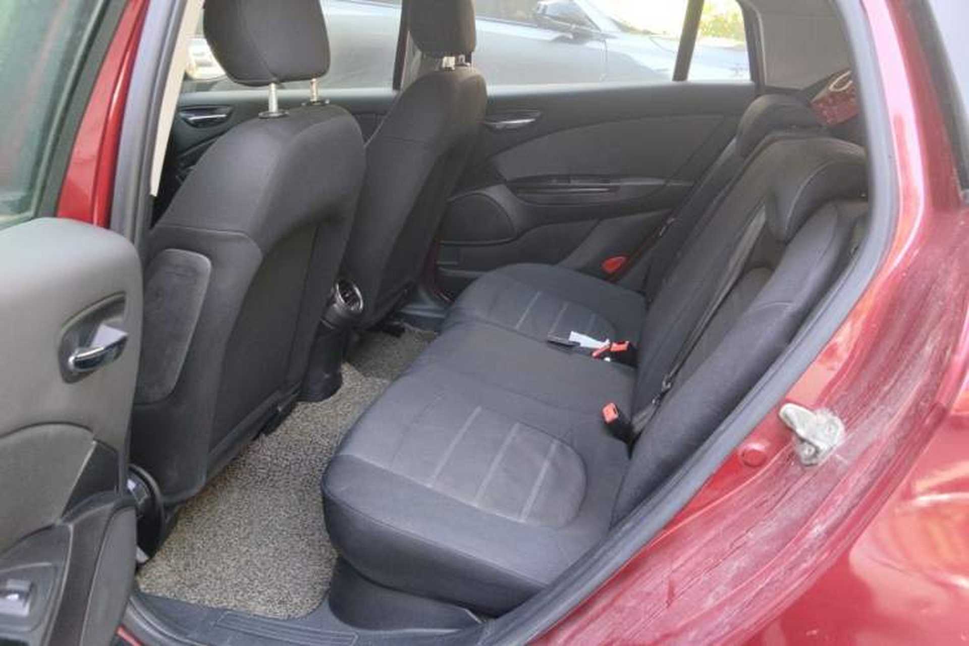 Used Fiat Bravo 2011 1.4T AMT Fashion Edition Left Rear Seat