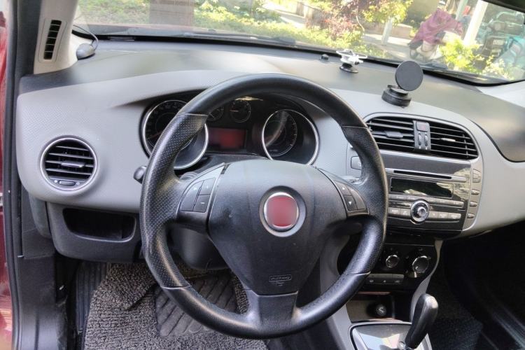 Used Fiat Bravo 2011 1.4T AMT Fashion Edition Steering Wheel