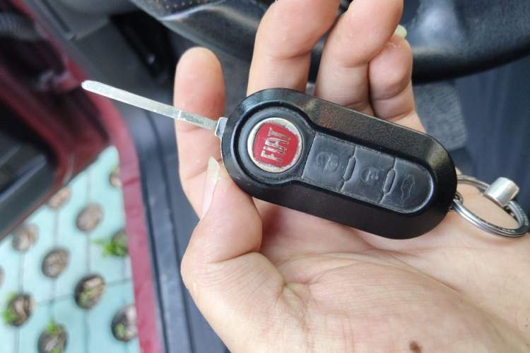 Used Fiat Bravo 2011 1.4T AMT Fashion Edition Vehicle Key