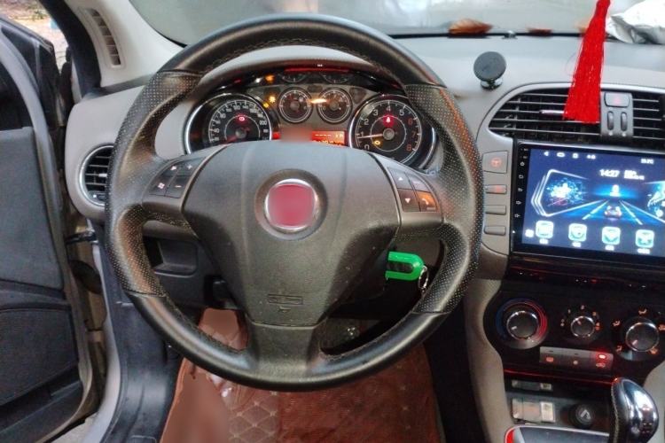 Used Fiat Bravo 2011 1.4T AMT Comfort Edition Steering Wheel