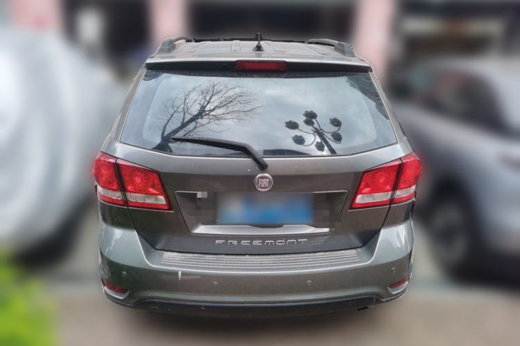 Used Fiat Freemont 2012 2.4L Comfort Edition Rear
