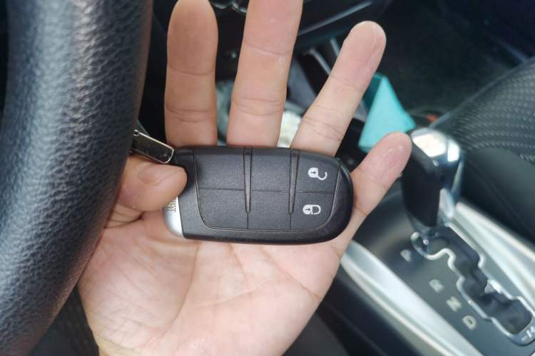 Used Fiat Freemont 2012 2.4L Comfort Edition Vehicle Key