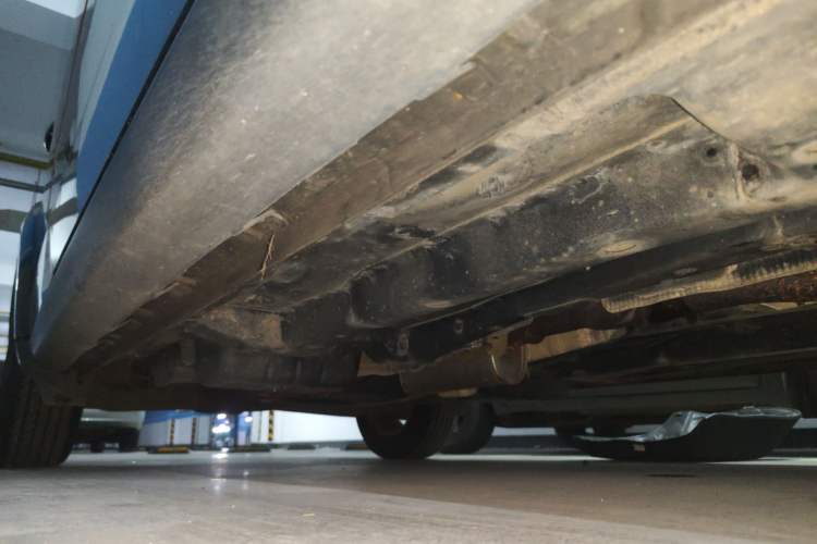 Used Fiat Freemont 2012 2.4L Comfort Edition Chassis Front Right