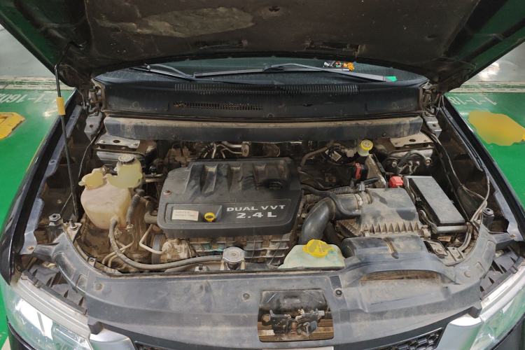 Used Fiat Freemont 2012 2.4L Luxury Edition Engine Bay