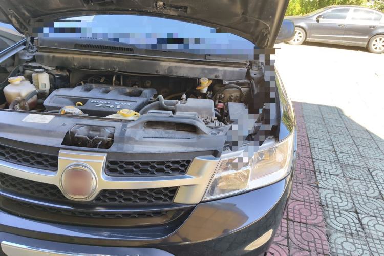 Used Fiat Freemont 2012 2.4L Luxury Edition Engine Bay Left