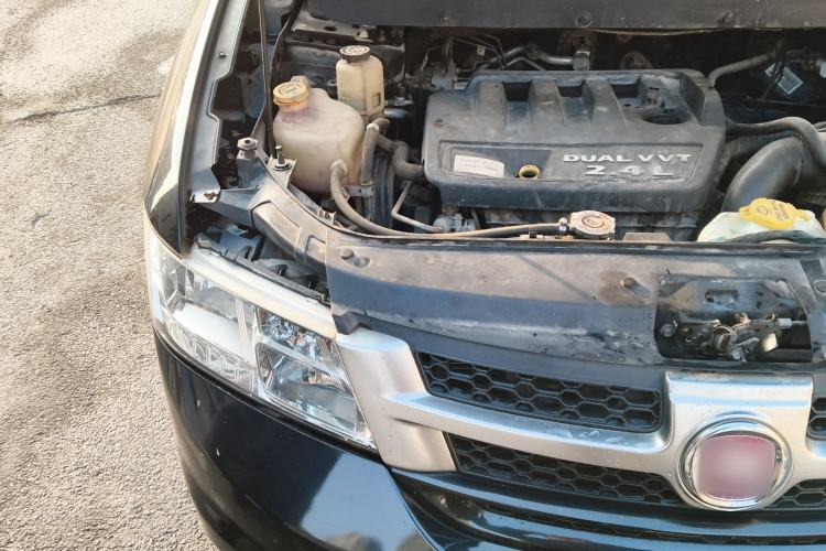 Used Fiat Freemont 2012 2.4L Comfort Edition Engine Bay Right