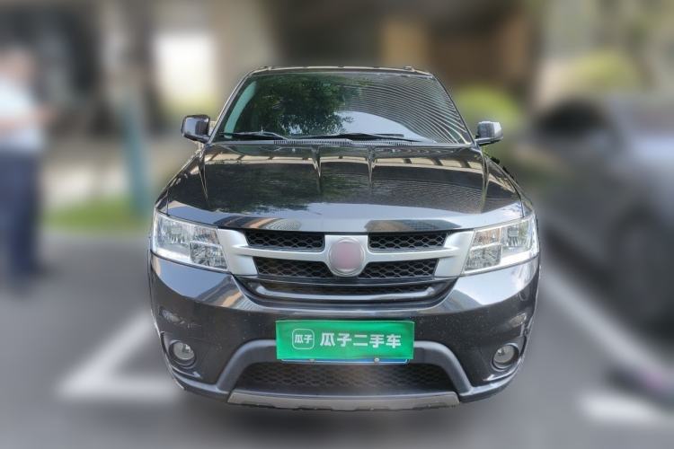 Used Fiat Freemont 2012 2.4L Luxury Edition Front