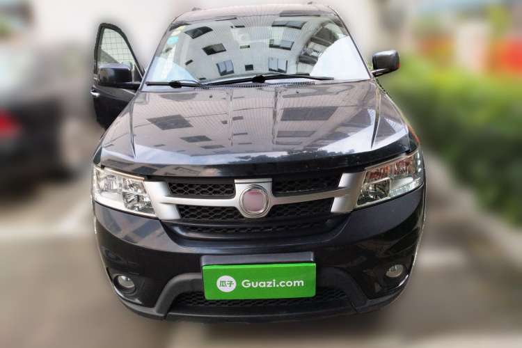 Used Fiat Freemont 2012 2.4L Luxury Edition Front