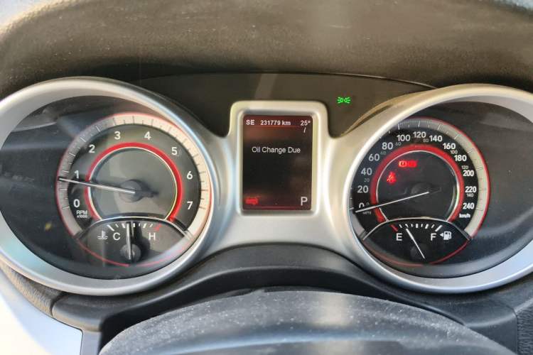 Used Fiat Freemont 2012 2.4L Luxury Edition Instrument Cluster