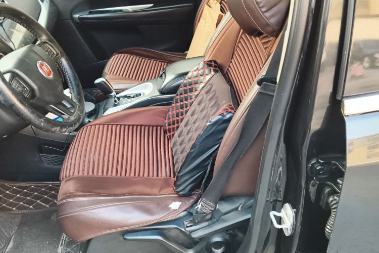Used Fiat Freemont 2012 2.4L Comfort Edition Left Front Seat