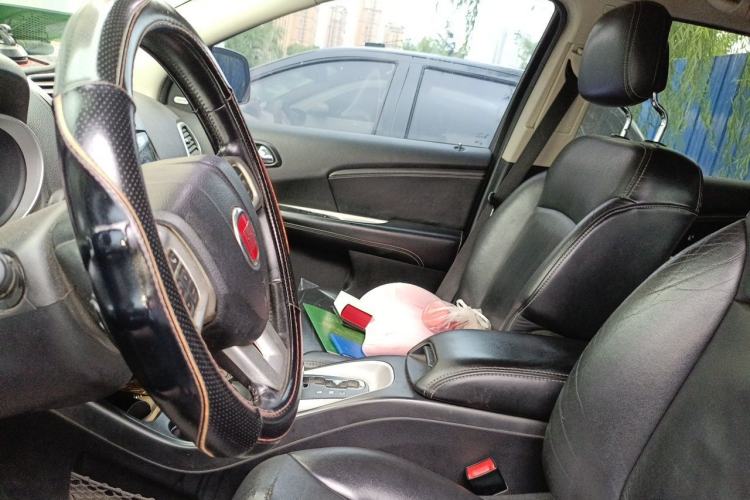 Used Fiat Freemont 2012 2.4L Luxury Edition Left Front Seat