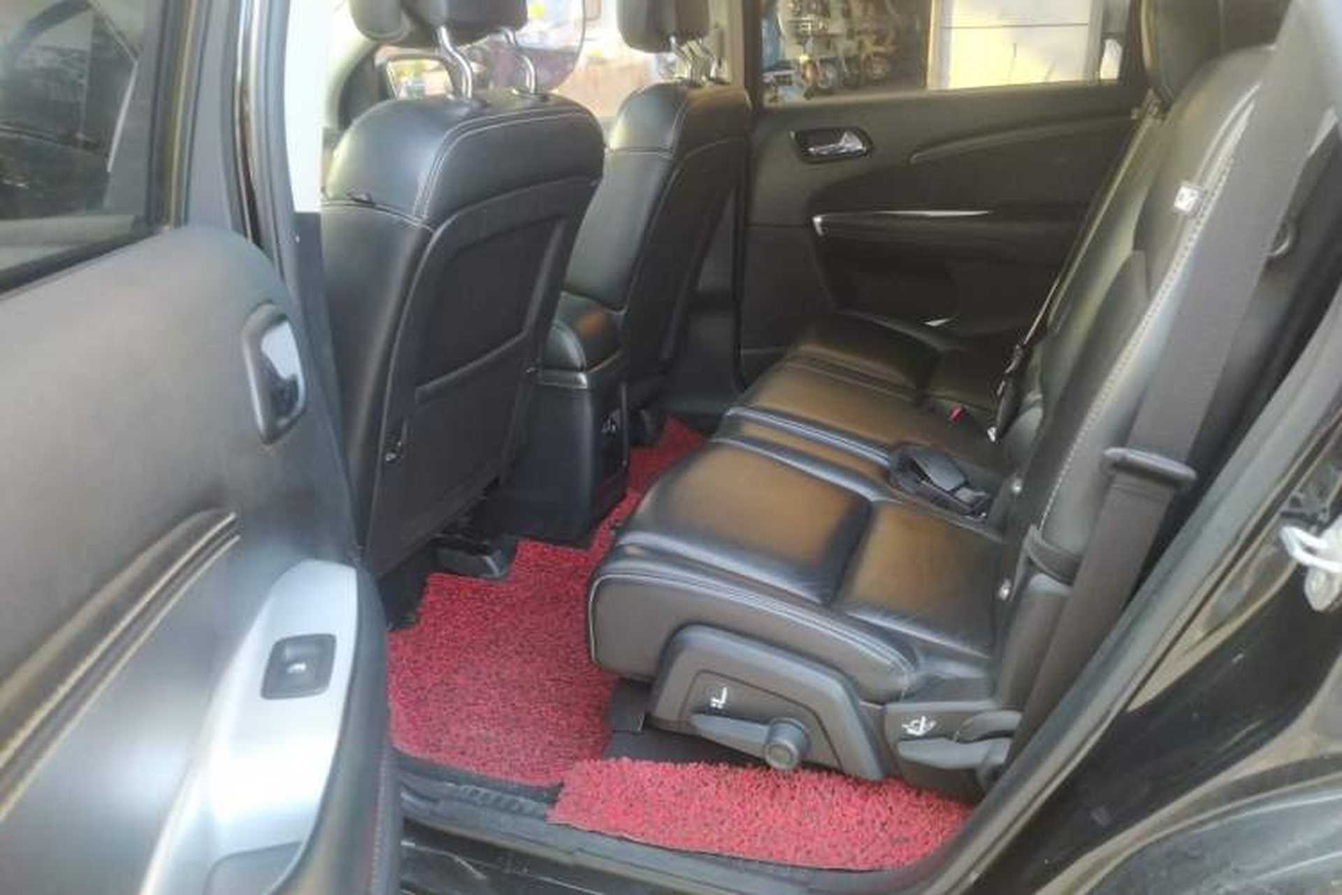 Used Fiat Freemont 2012 2.4L Luxury Edition Left Rear Seat