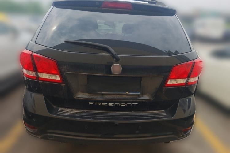 Used Fiat Freemont 2012 2.4L Luxury Edition Rear