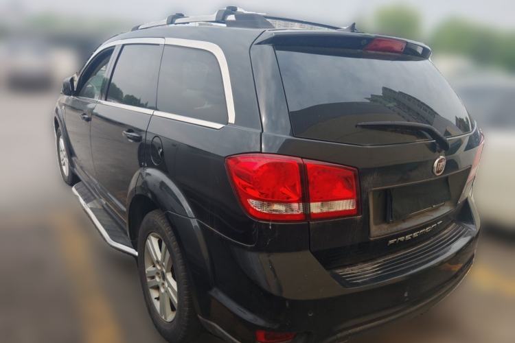 Used Fiat Freemont 2012 2.4L Luxury Edition Rear Left 45 Deg