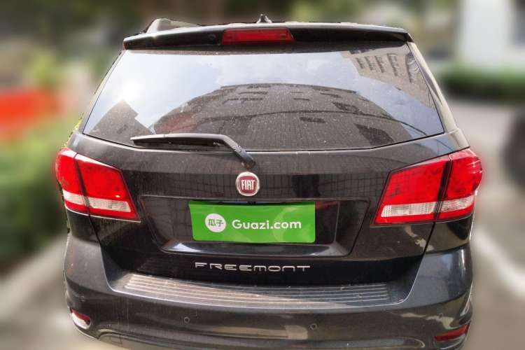 Used Fiat Freemont 2012 2.4L Luxury Edition Rear