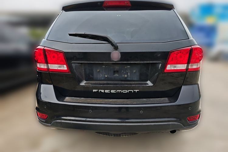 Used Fiat Freemont 2012 2.4L Luxury Edition Rear