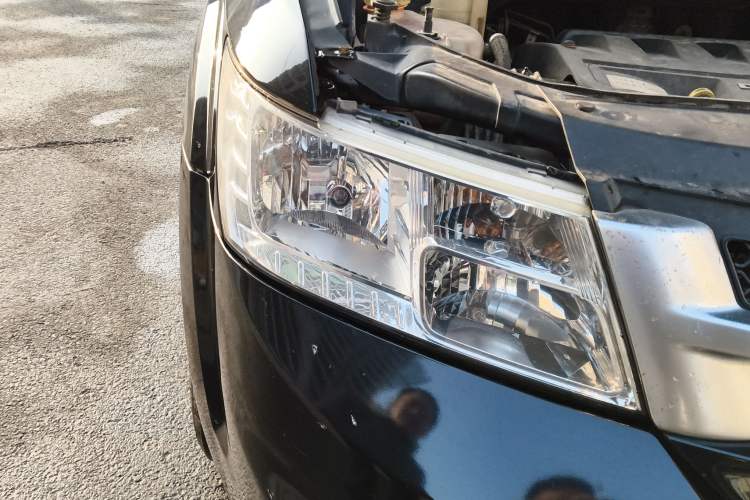 Used Fiat Freemont 2012 2.4L Comfort Edition Right Front Headlight