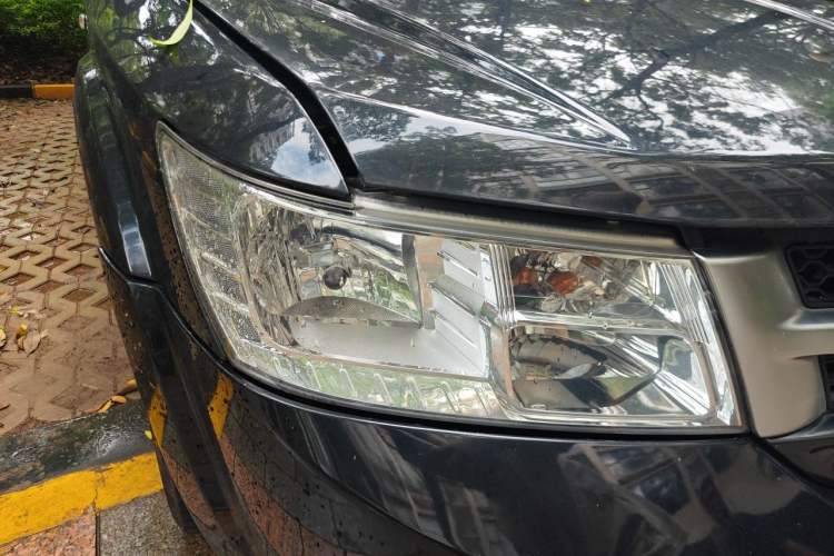 Used Fiat Freemont 2012 2.4L Luxury Edition Right Front Headlight