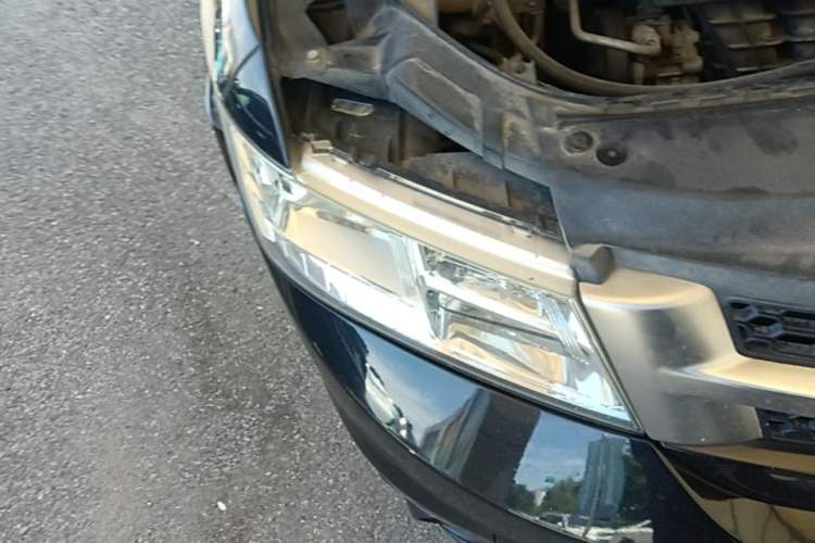 Used Fiat Freemont 2012 2.4L Luxury Edition Right Front Headlight