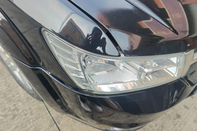 Used Fiat Freemont 2012 2.4L Luxury Edition Right Front Headlight