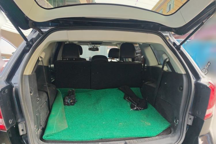 Used Fiat Freemont 2012 2.4L Luxury Edition Trunk