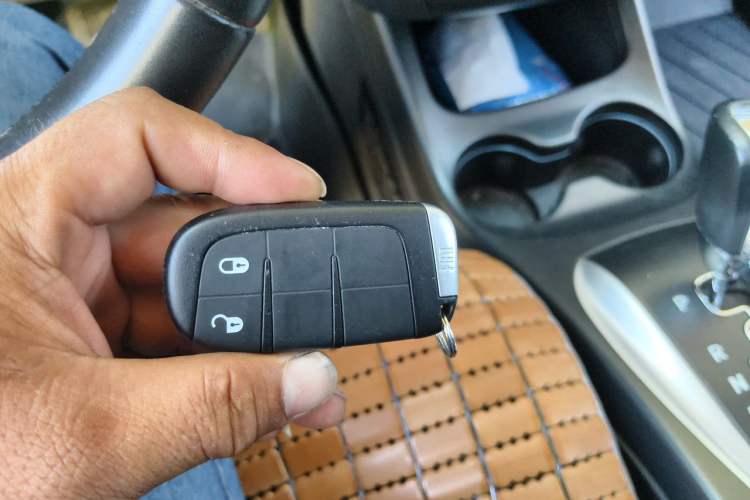 Used Fiat Freemont 2012 2.4L Luxury Edition Vehicle Key
