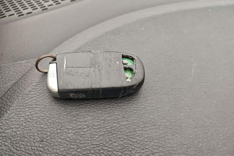 Used Fiat Freemont 2012 2.4L Luxury Edition Vehicle Key