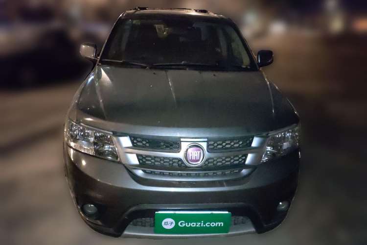 Used Fiat Freemont 2012 2.4L Luxury Edition Front