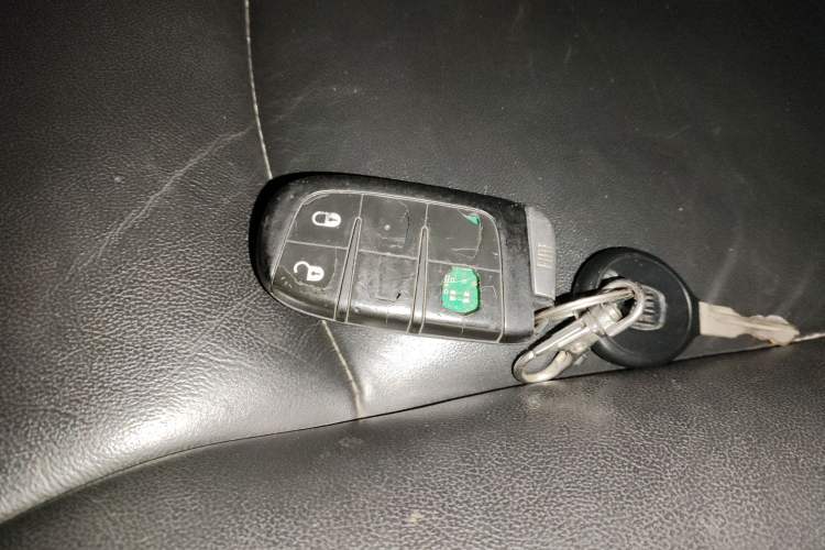 Used Fiat Freemont 2012 2.4L Luxury Edition Vehicle Key