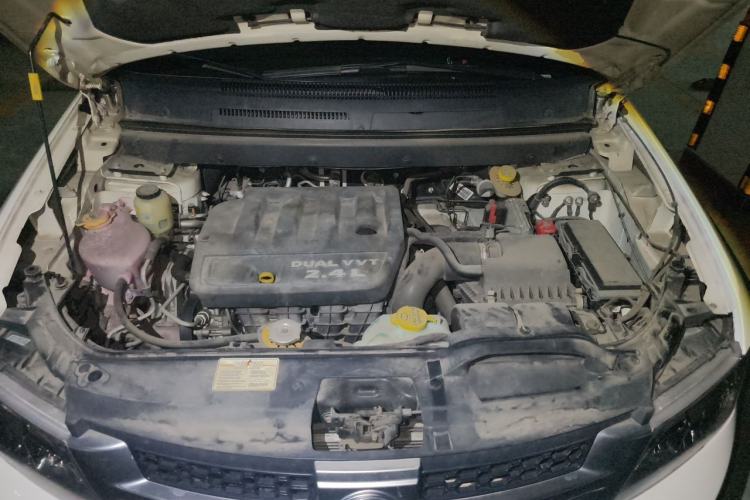 Used Fiat Freemont 2012 2.4L Luxury Edition Engine Bay