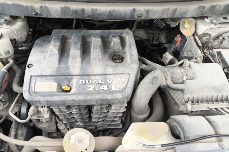 Used Fiat Freemont 2012 2.4L Luxury Edition Engine Bay