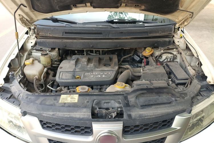 Used Fiat Freemont 2012 2.4L Luxury Edition Engine Bay