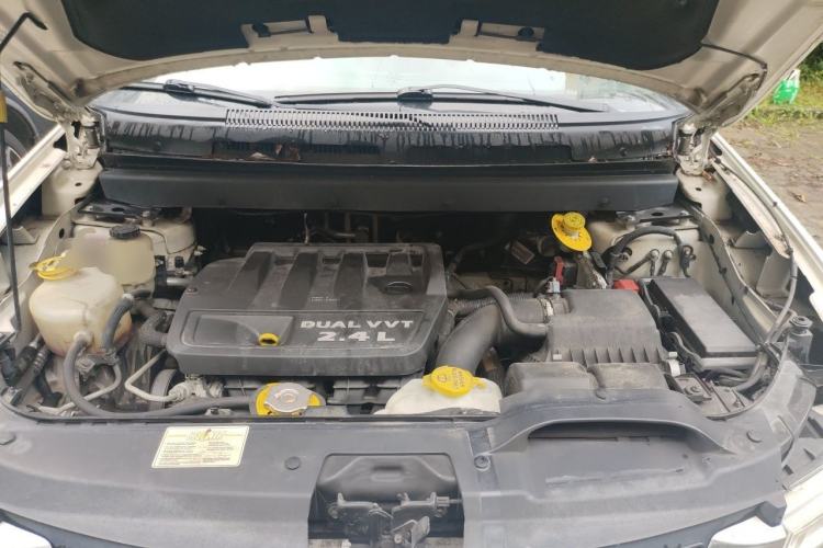 Used Fiat Freemont 2012 2.4L Luxury Edition Engine Bay