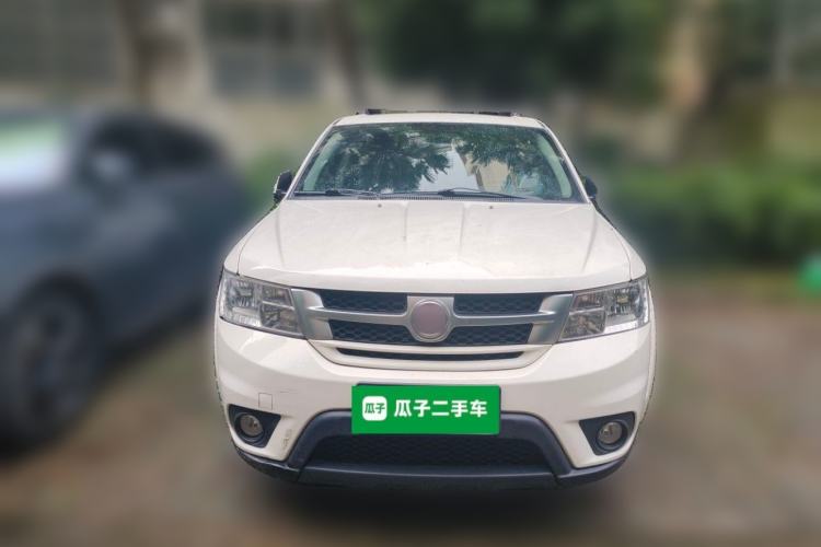 Used Fiat Freemont 2012 2.4L Luxury Edition Front