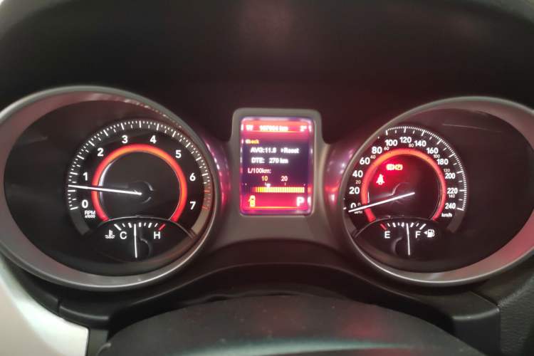 Used Fiat Freemont 2012 2.4L Luxury Edition Instrument Cluster