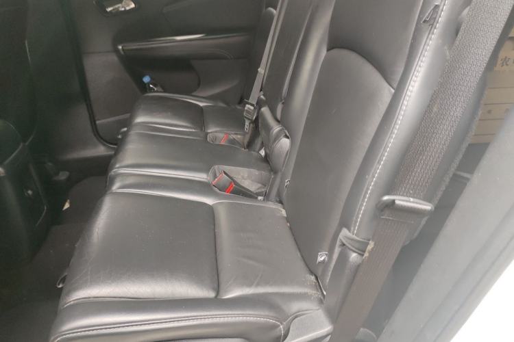 Used Fiat Freemont 2012 2.4L Luxury Edition Left Rear Seat