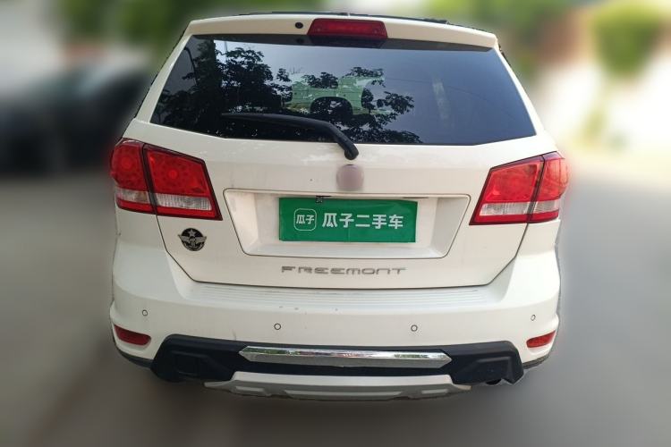 Used Fiat Freemont 2012 2.4L Luxury Edition Rear
