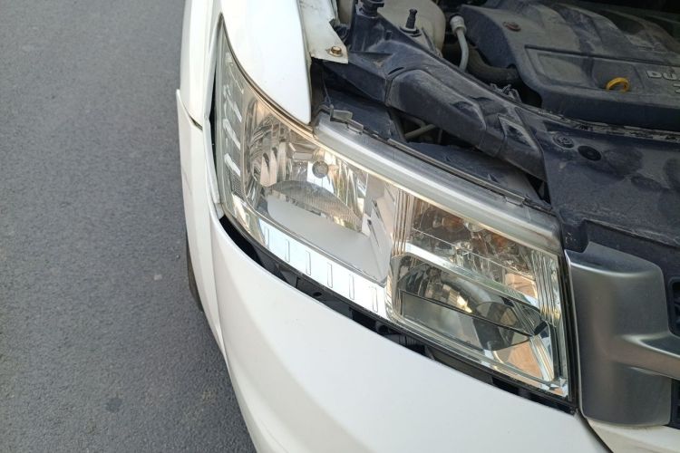 Used Fiat Freemont 2012 2.4L Luxury Edition Right Front Headlight