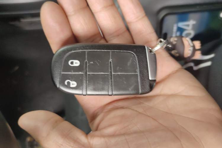 Used Fiat Freemont 2012 2.4L Luxury Edition Vehicle Key