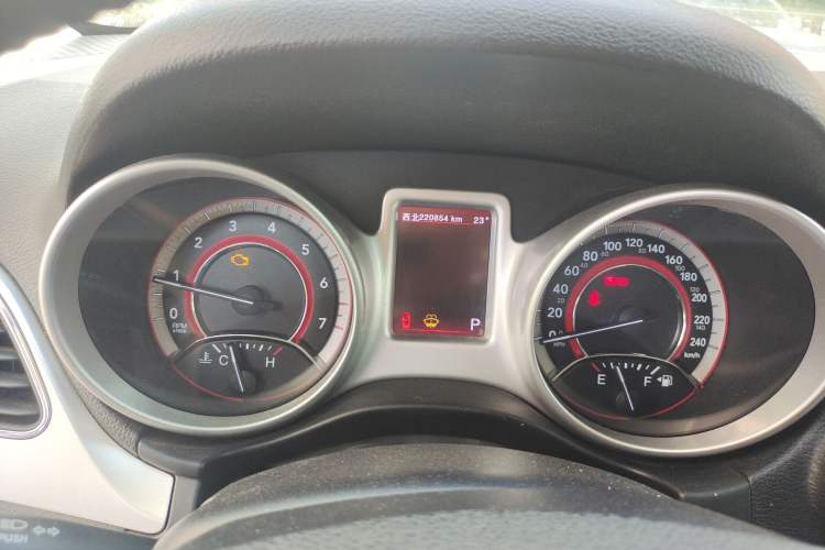 Used Fiat Freemont 2013 3.6L Intelligent All-Wheel-Drive Version Instrument Cluster