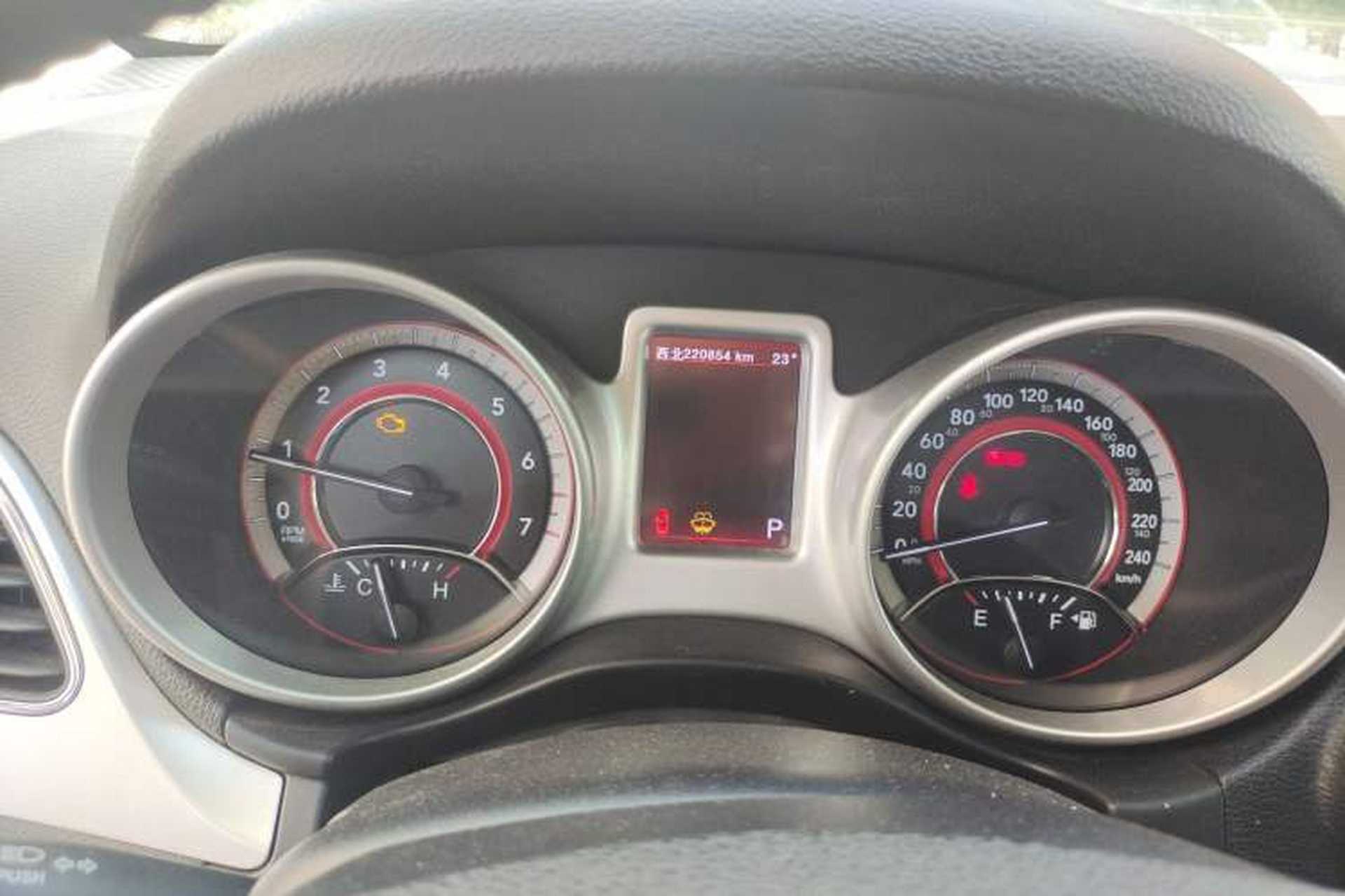 Used Fiat Freemont 2013 3.6L Intelligent All-Wheel-Drive Version Instrument Cluster