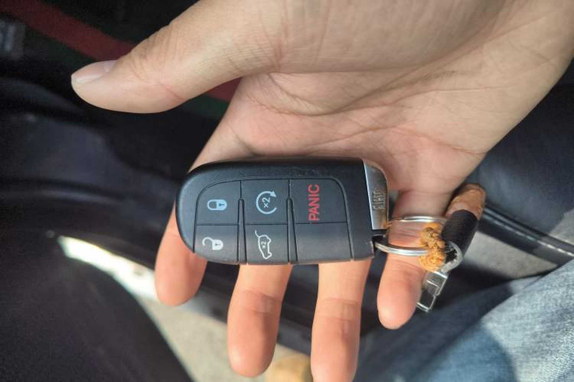 Used Fiat Freemont 2013 2.4L Luxury Navigation Edition Vehicle Key