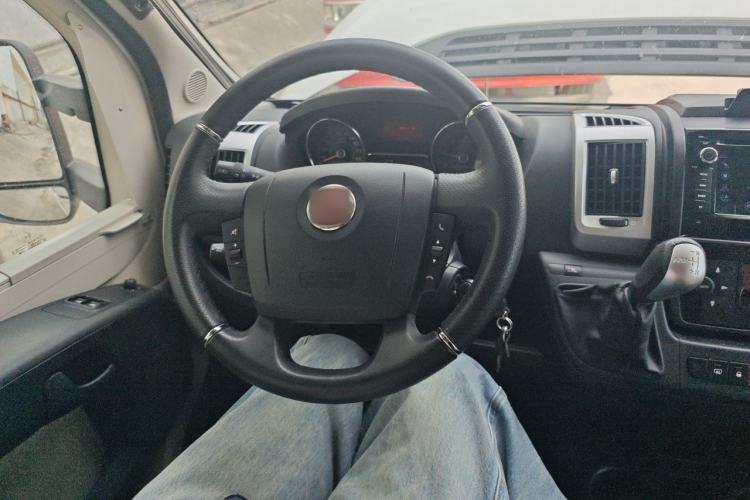 Used Fiat Freemont  Steering Wheel