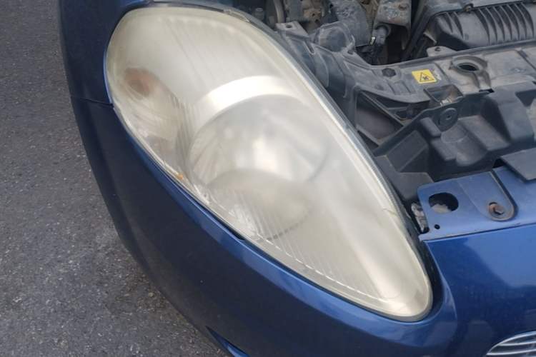 Used Fiat Grande Punto 2008 1.4 Active Version Right Front Headlight