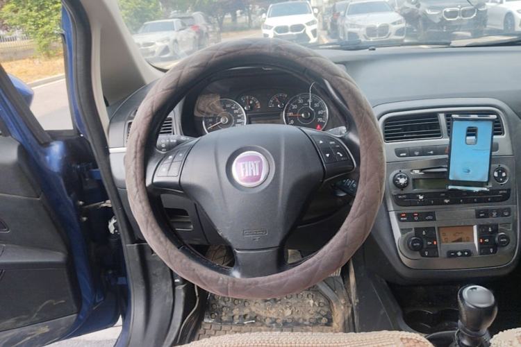 Used Fiat Grande Punto 2008 1.4 Active Version Steering Wheel