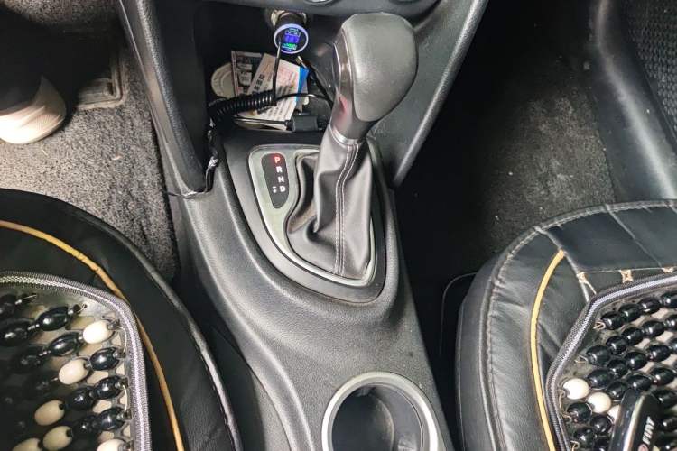 Used Fiat Ottimo 2014 1.4T Automatic Comfort Edition Gear Lever